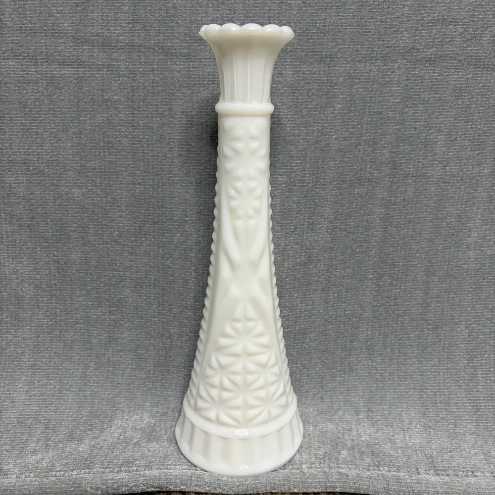 Vintage Anchor Hocking Stars And Bars White Milk Glass Bud Vase 9 Inch